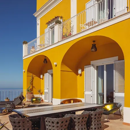 Alojamento de Acomodação e Pequeno-almoço Five