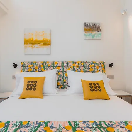 Five * Positano
