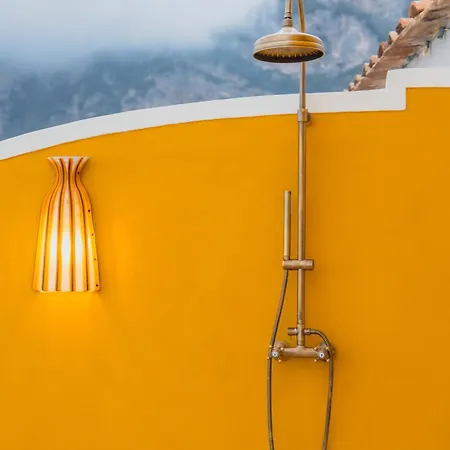 Oda ve Kahvaltı Five Positano