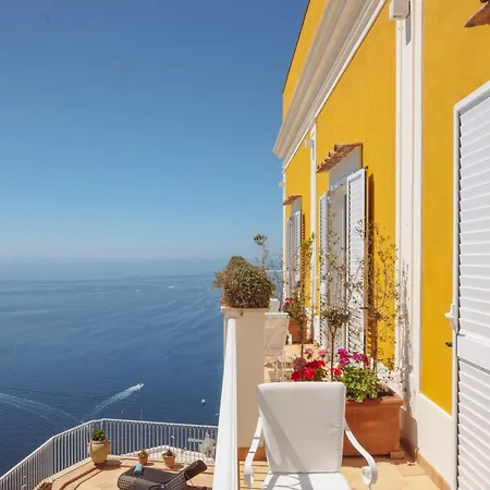 Five * Positano