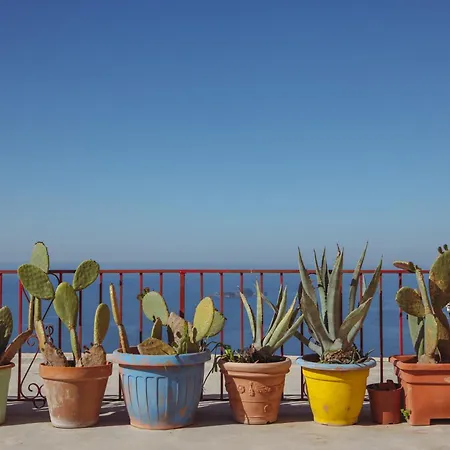 Oda ve Kahvaltı Five Positano