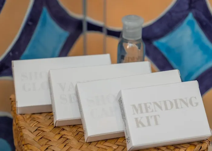 ベッド・アンド・ブレックファスト Five 3*