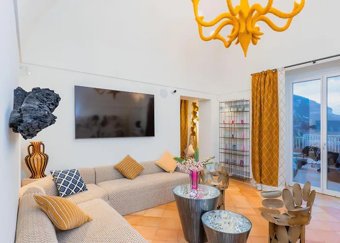 Five ポジターノ