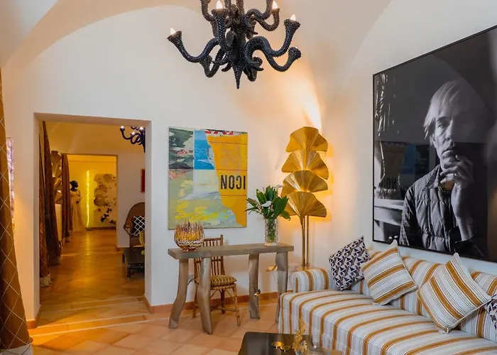 ベッド・アンド・ブレックファスト Five 3*