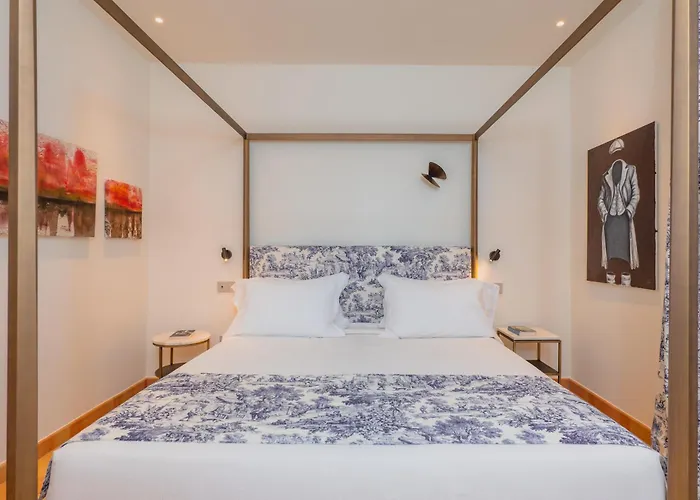 ベッド・アンド・ブレックファスト Five