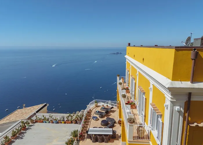 Five 3* ポジターノ