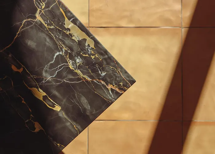 Five ベッド・アンド・ブレックファスト 3*