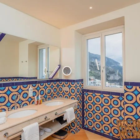 Bed & Breakfast Five - Dimora D'arte Positano